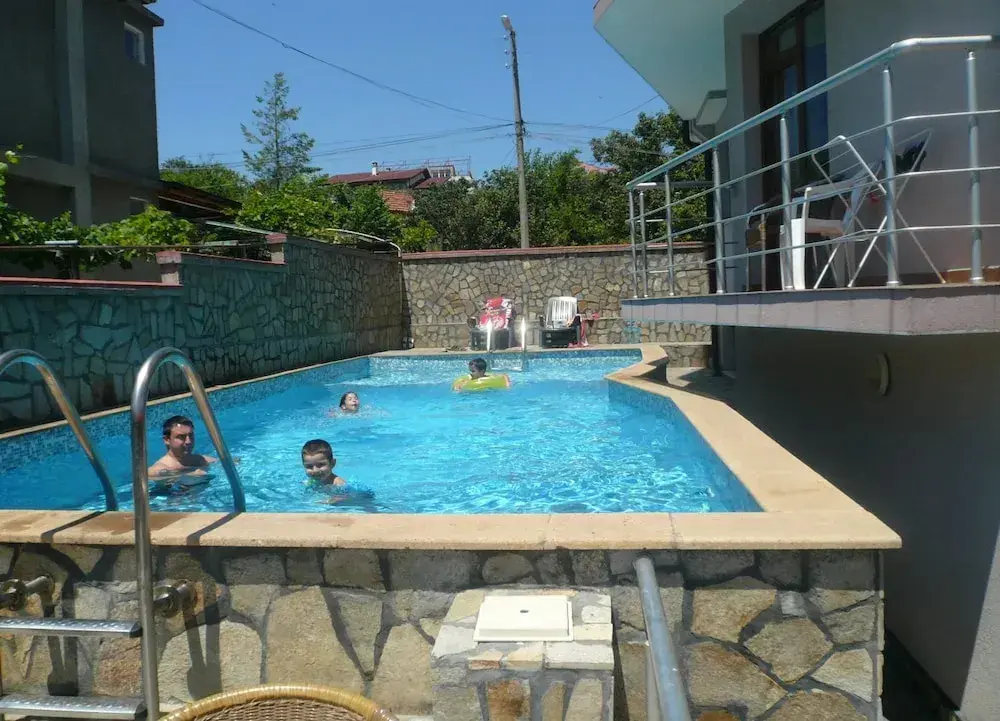 Обзор: Favorite Hotel