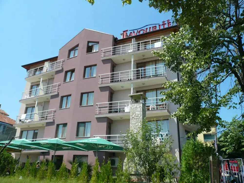 Обзор: Favorite Hotel