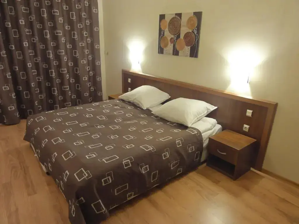 Солнечный берег: Grenada Hotel