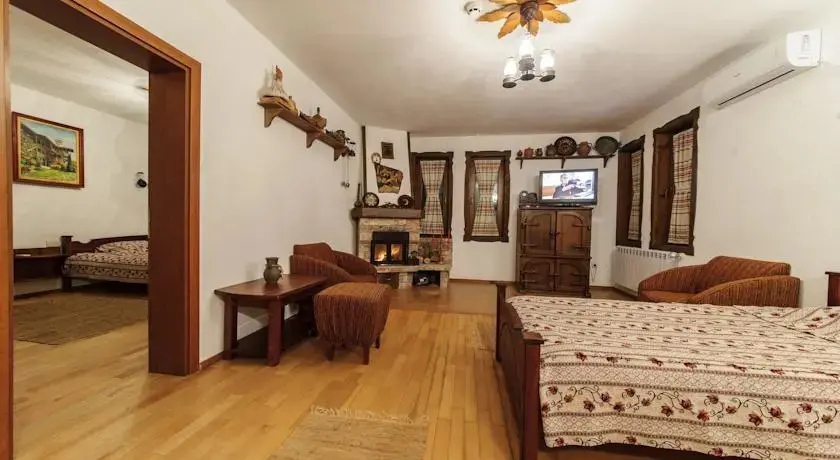 Сандански: Adjev Han Hotel