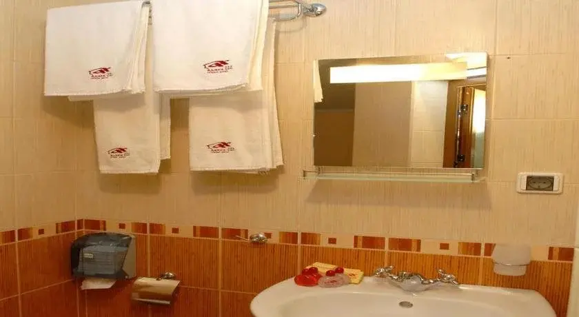 Сандански: Adjev Han Hotel