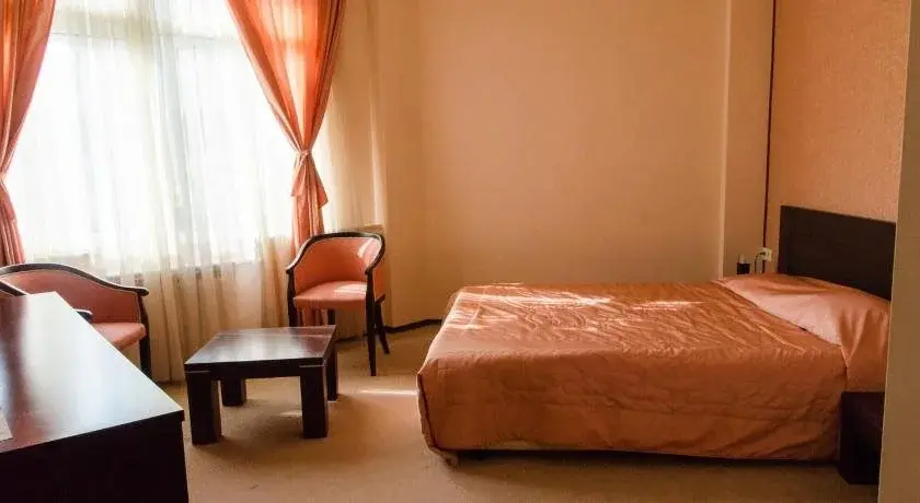Стара Загора: Hotel Ezeroto