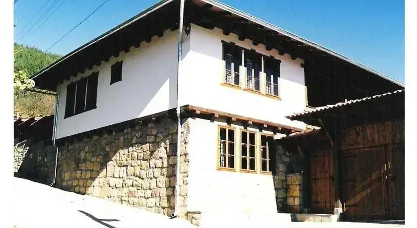 Kostadinovi Kashti Complex — фото 1