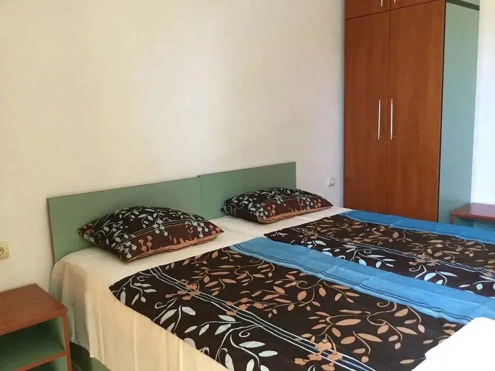 Солнечный берег: Sofia Apartments in Sunny Residence