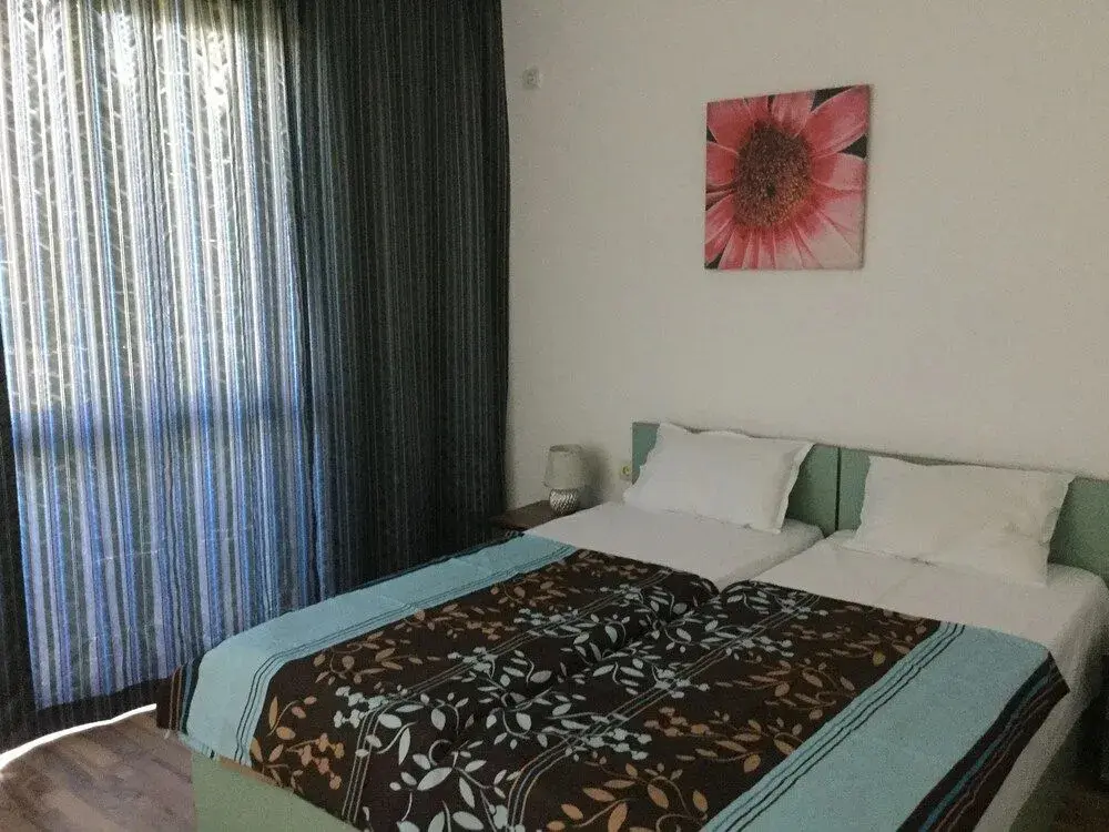 Солнечный берег: Sofia Apartments in Sunny Residence