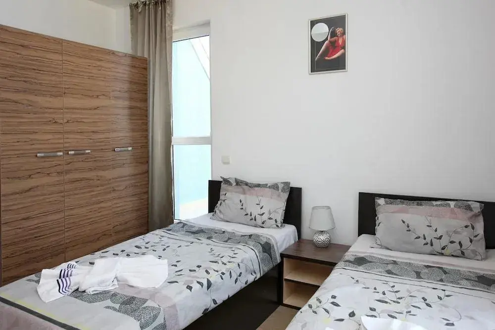 Солнечный берег: Sofia Apartments in Sunny Residence