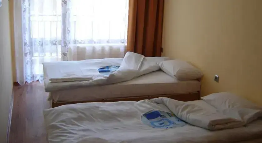 Каварна: Central Park Guest Rooms