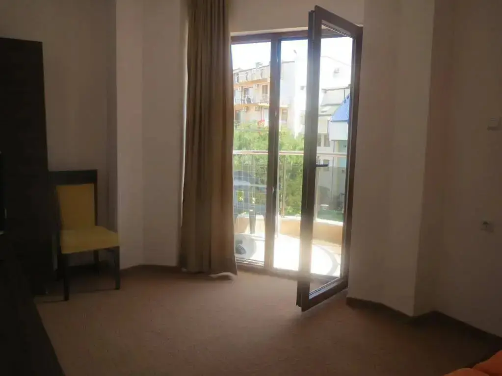 Приморско: Hotel Golden Lion