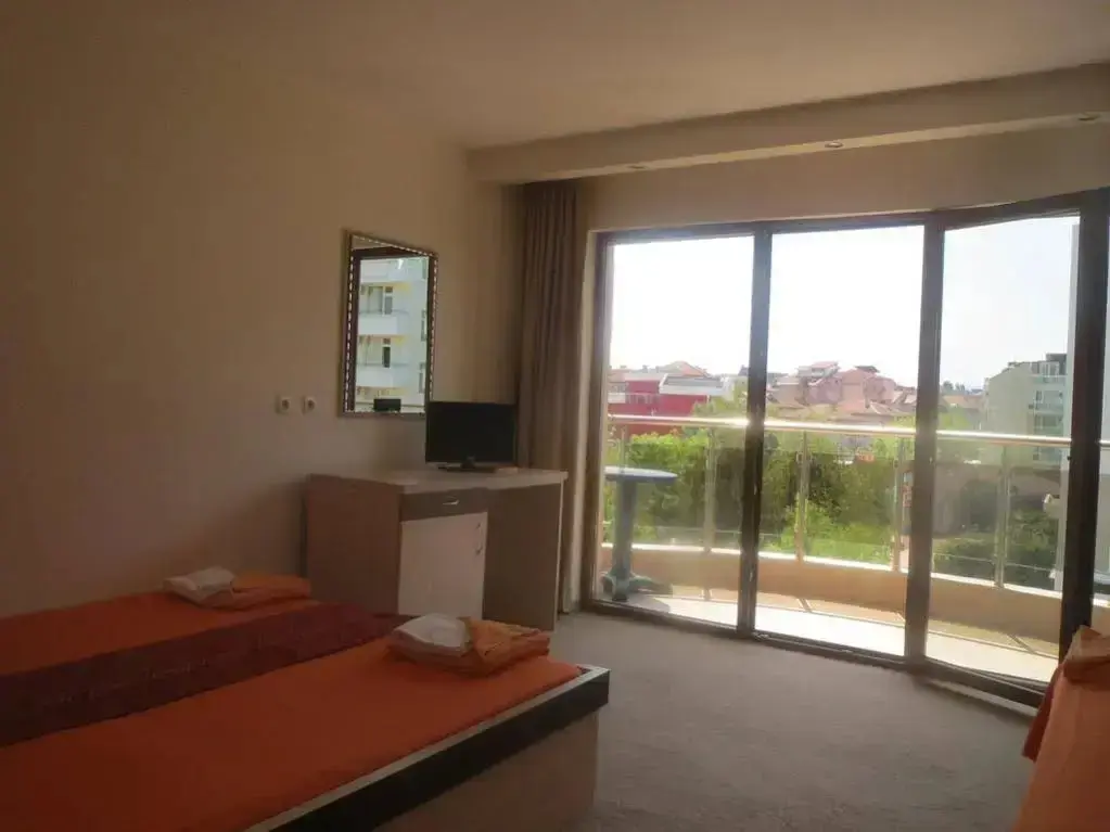 Приморско: Hotel Golden Lion