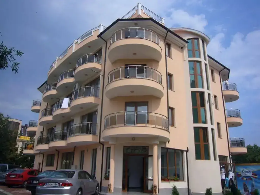 Приморско: Hotel Golden Lion