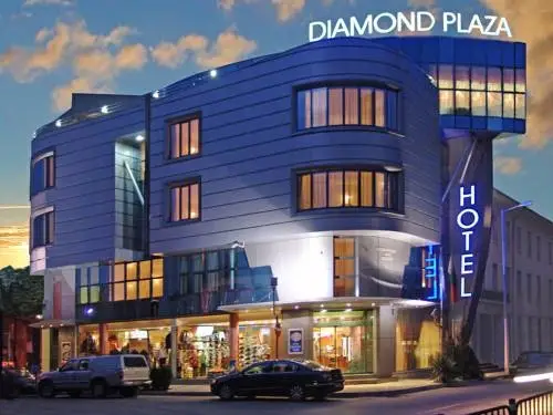 Diamond Plaza — фото 1