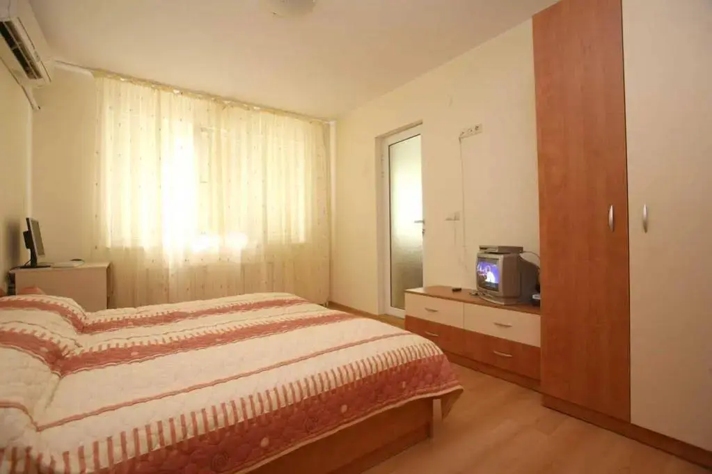 Русе: Apartment Tedy