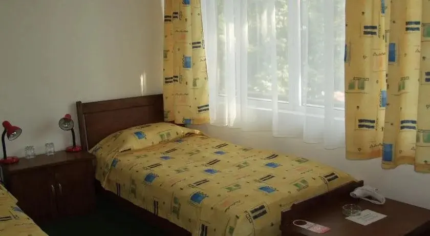 Боженци: Hotel Nezabravka