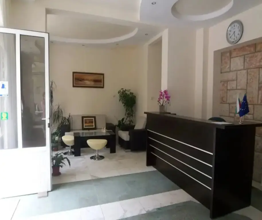 Свети Влас: Peshev Family Hotel Vlas
