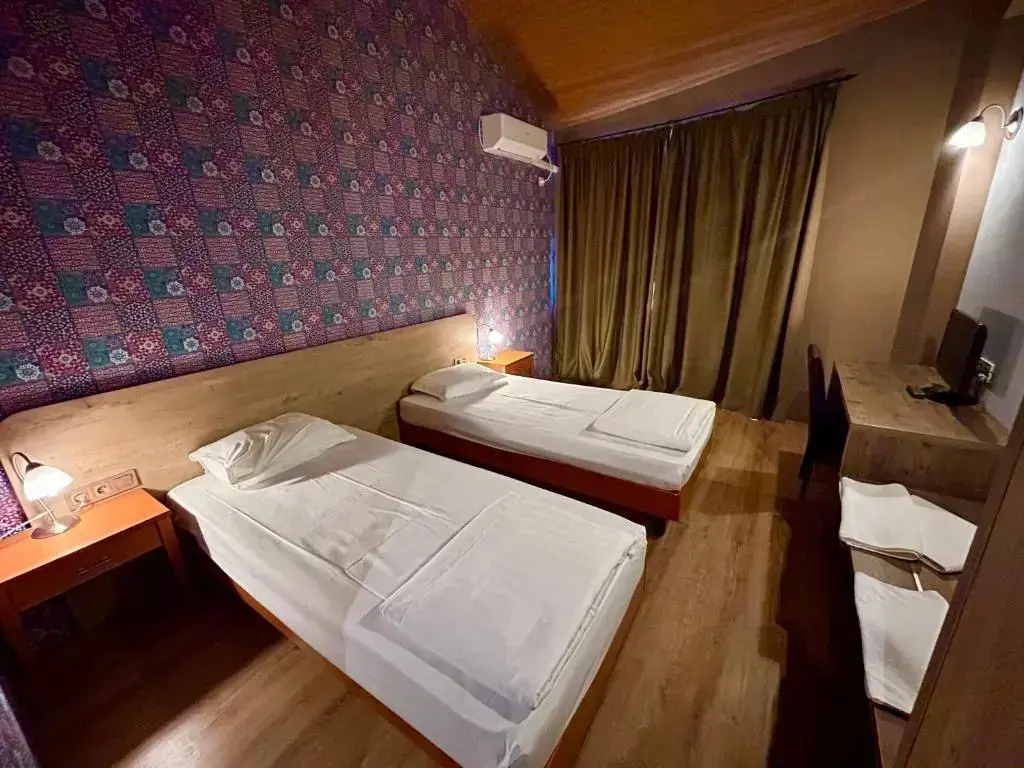 Драгоман: Dragoman Hotel