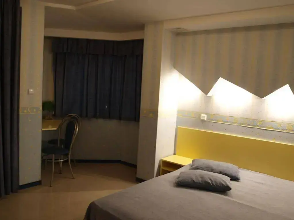 Варна: Paralax Hotel