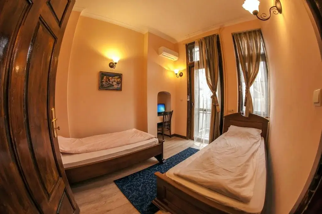 София: Lopera Guest House