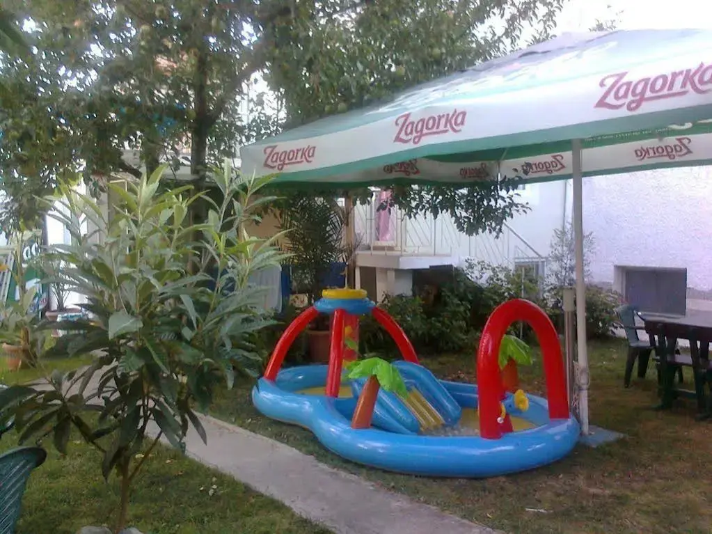 Черноморец: Ice Garden Guest House