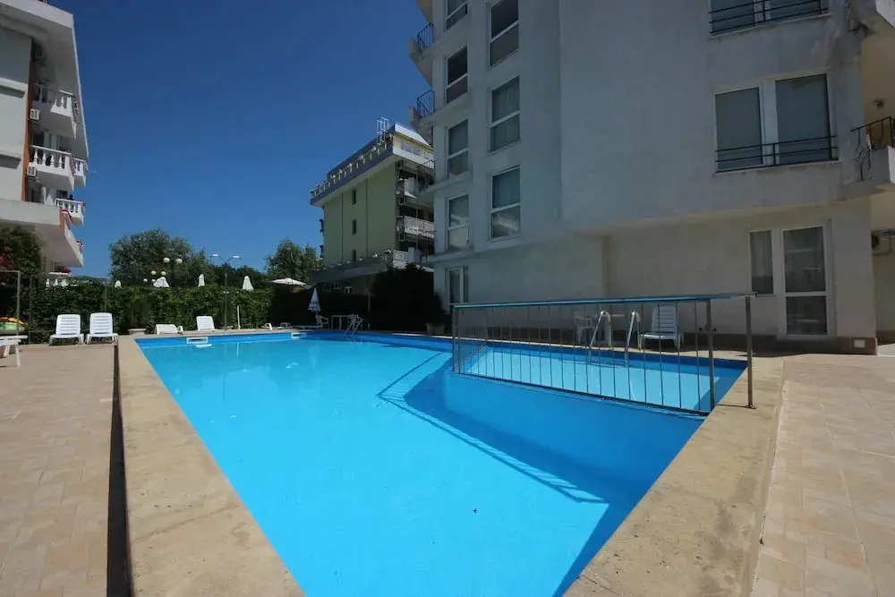 Солнечный берег: Menada Apartments in Azzuro Hotel