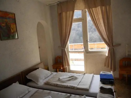 Враца: Ledenika Lodge