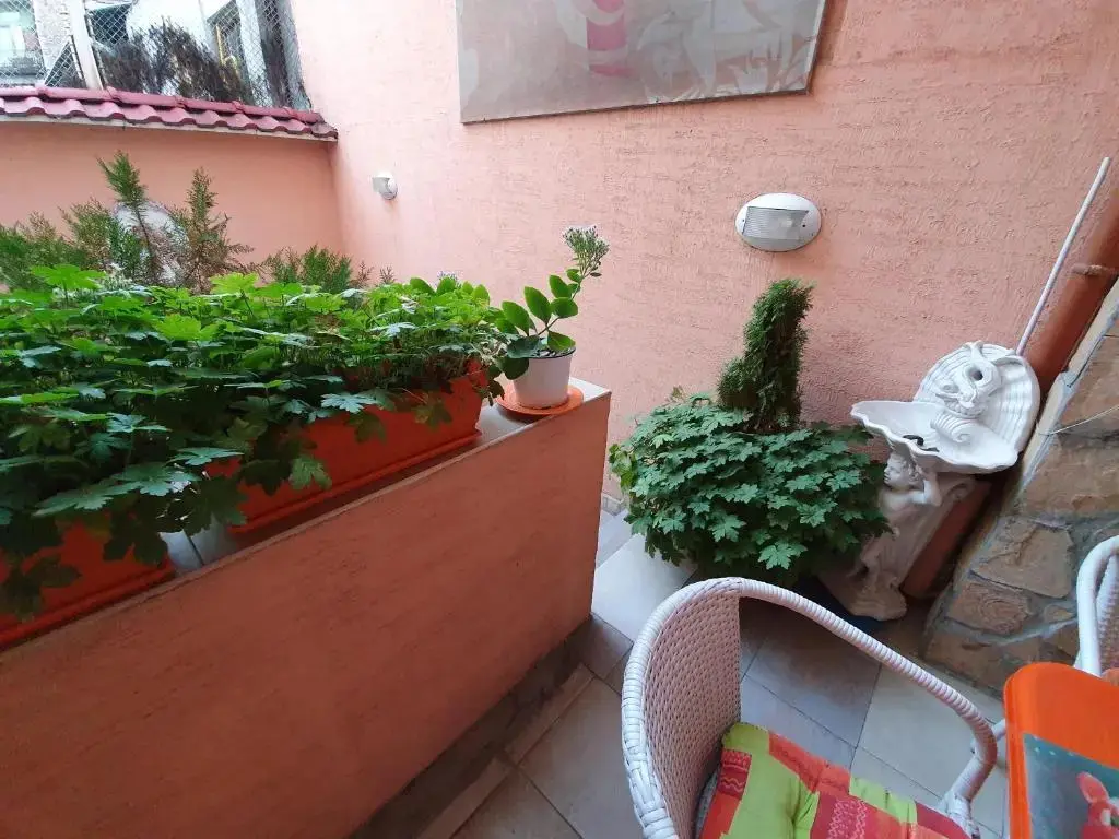 София: Orange Flower Apartments
