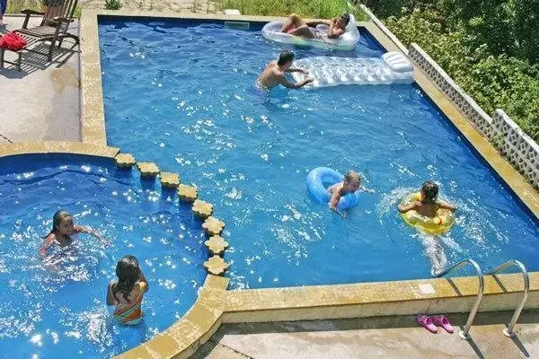 Варна: Family Hotel Joya