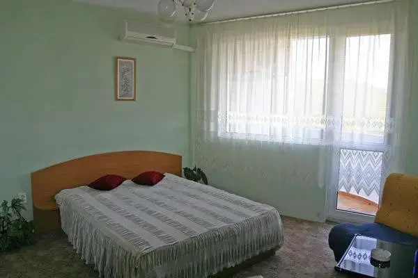 Варна: Family Hotel Joya