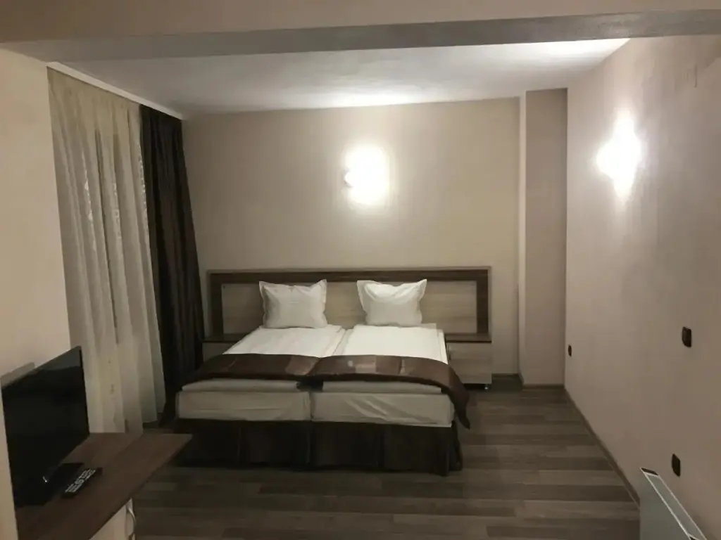 Велинград: Guest House Neliya