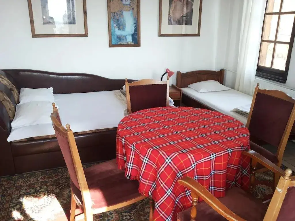 Казанлак: Hotel Perenika