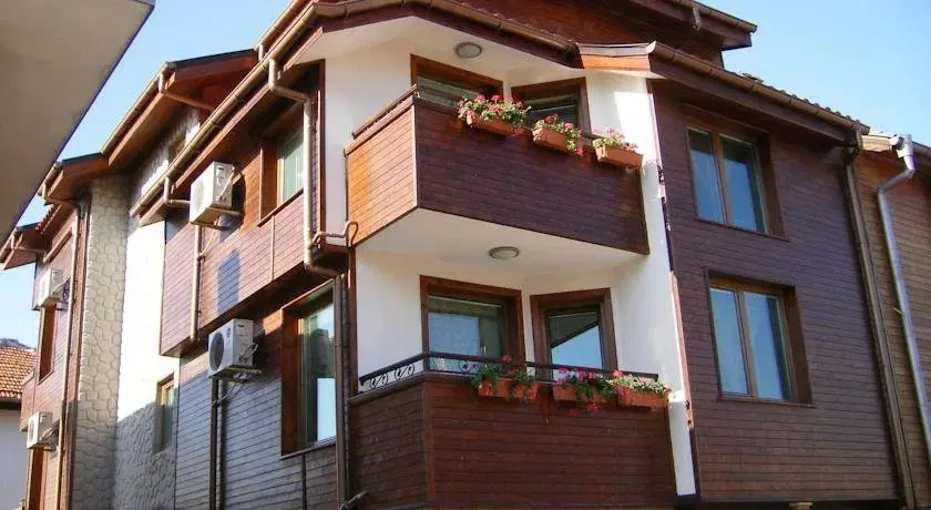 Несебр: Dari Guest House
