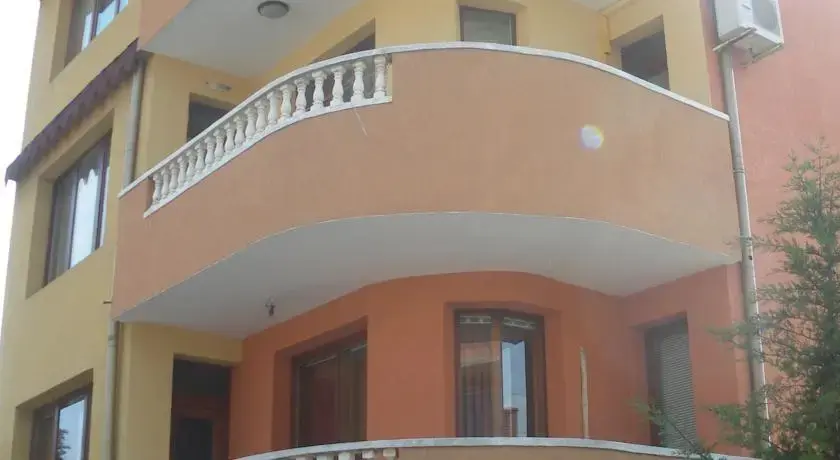 Поморие: Guest House Sveti Georgi