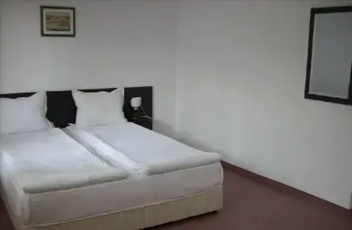 Троян: Guest House Donevska