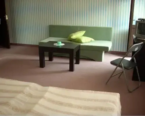 Троян: Guest House Donevska