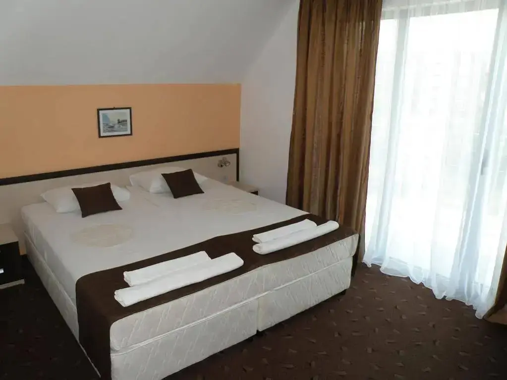 Равда: Makao Family Hotel