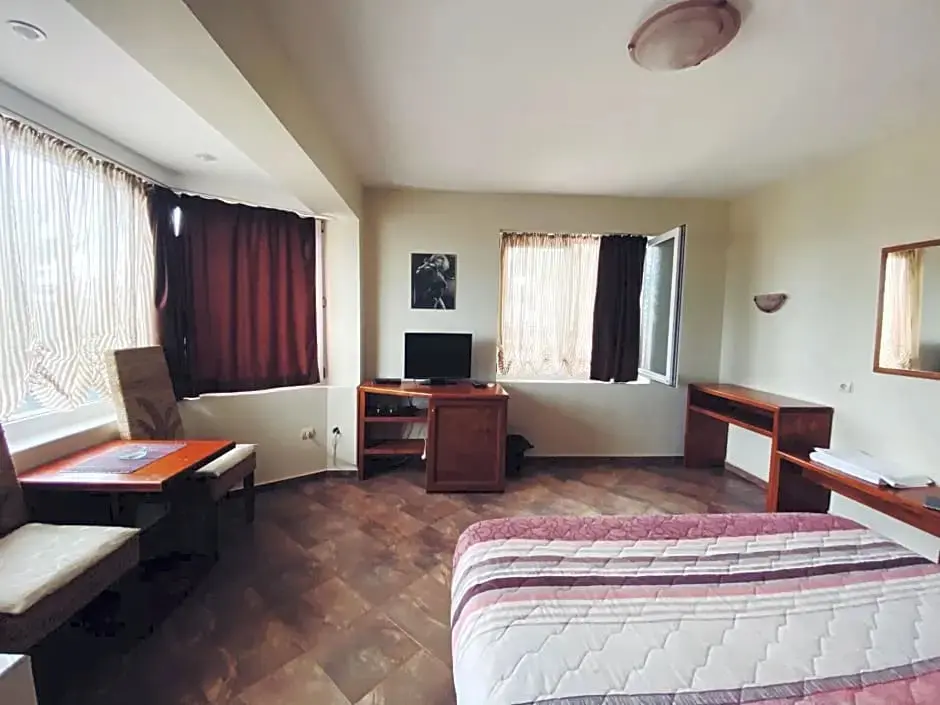 София: Family Hotel Fancy