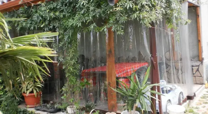 Черноморец: Guest House Desi