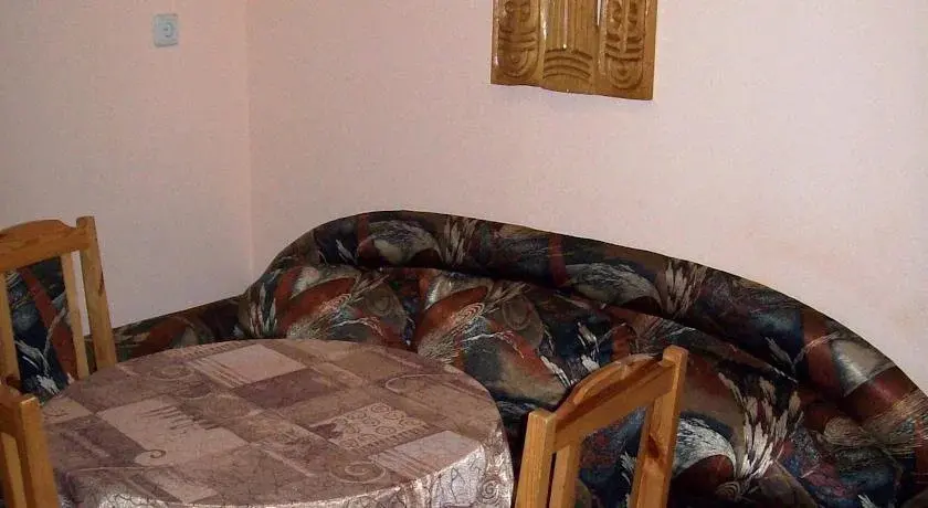 Созополь: Mistral Apartments