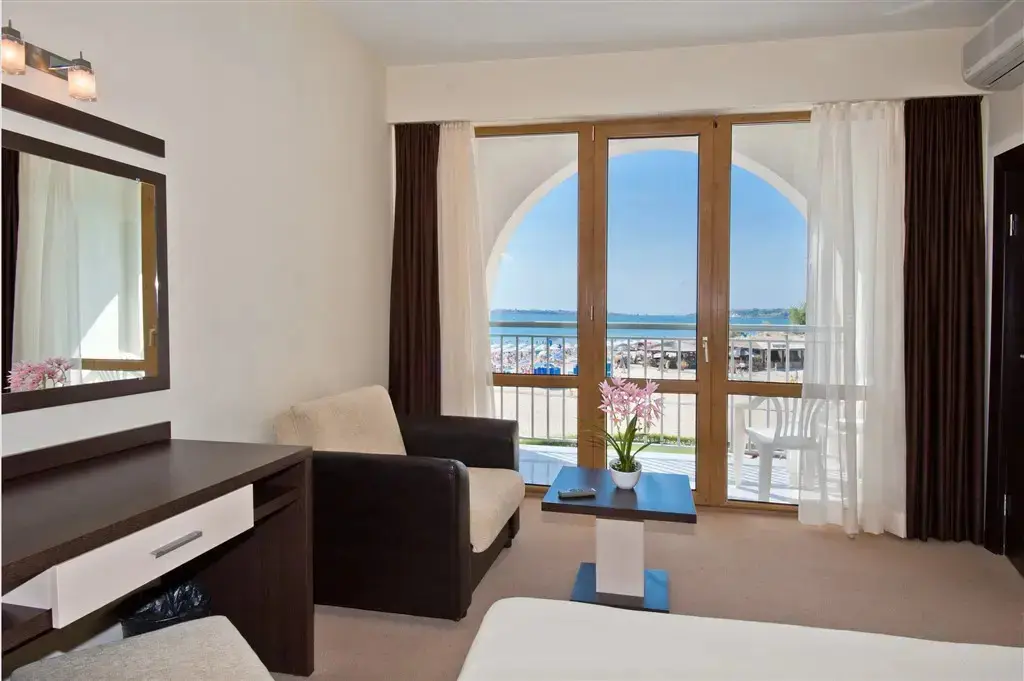 Солнечный берег: Hotel Viand