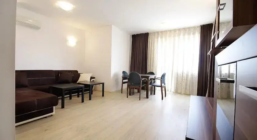 Солнечный берег: Apartment Miroslava