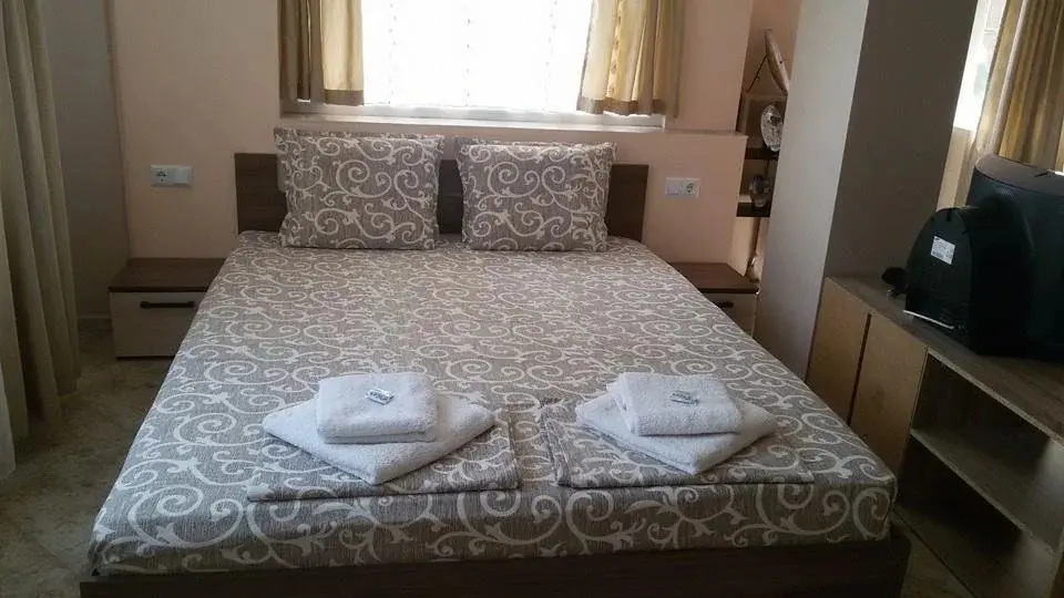 Созополь: Terzievi Family House