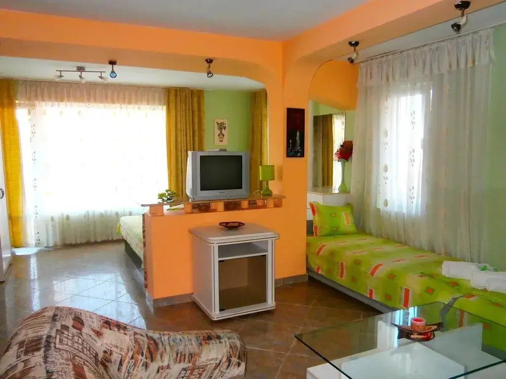 Созополь: Terzievi Family House