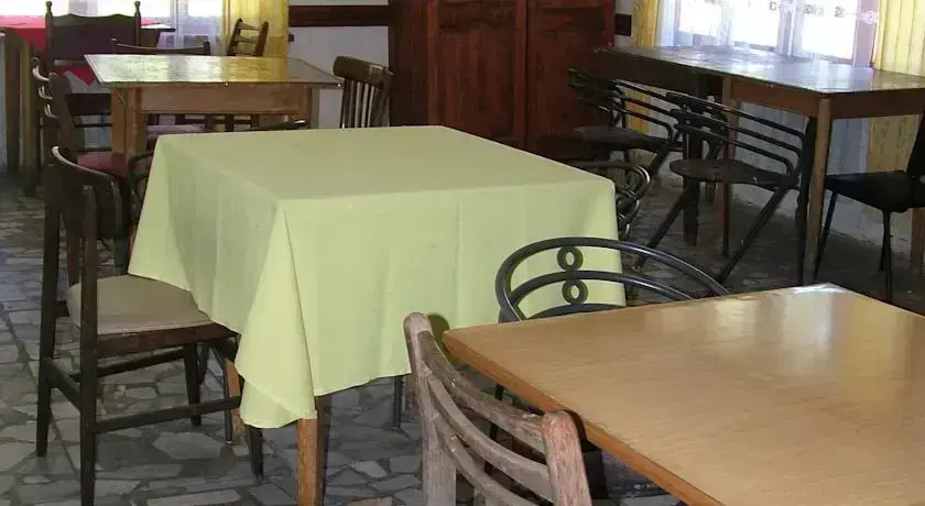 Рилски манастир: Hlebna Bungalows