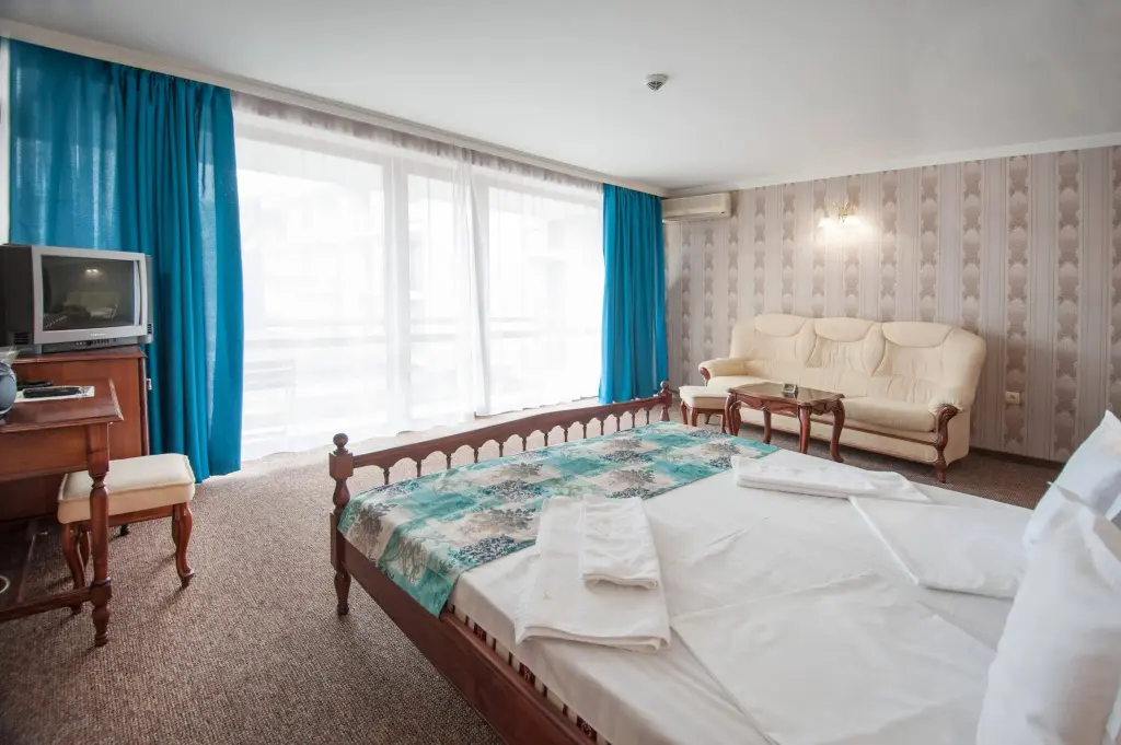 Солнечный берег: Hotel Mercury