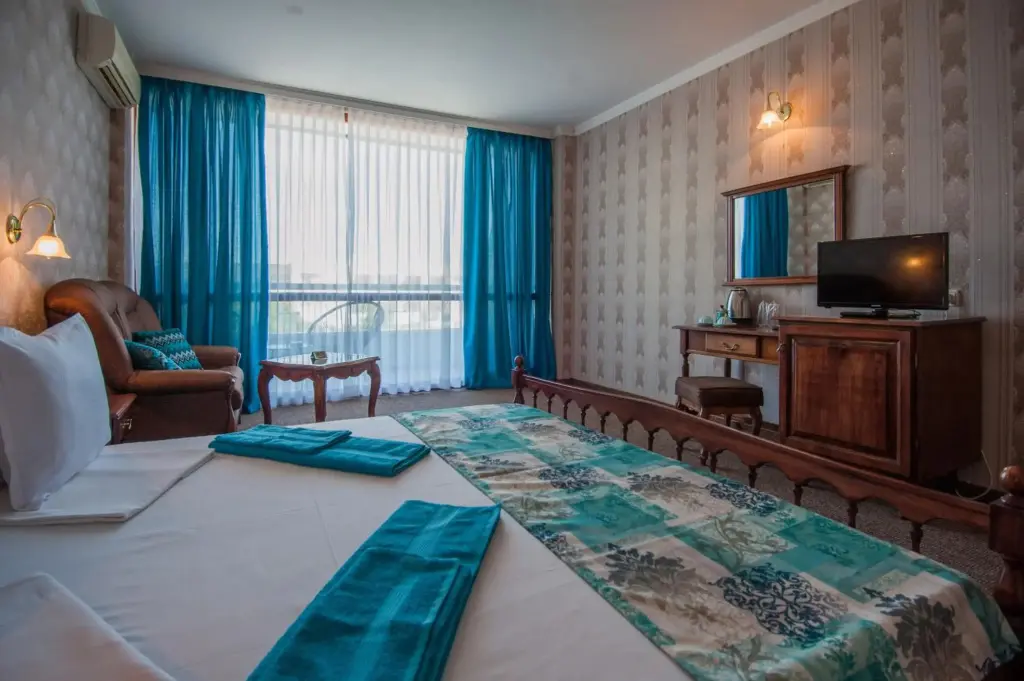 Солнечный берег: Hotel Mercury