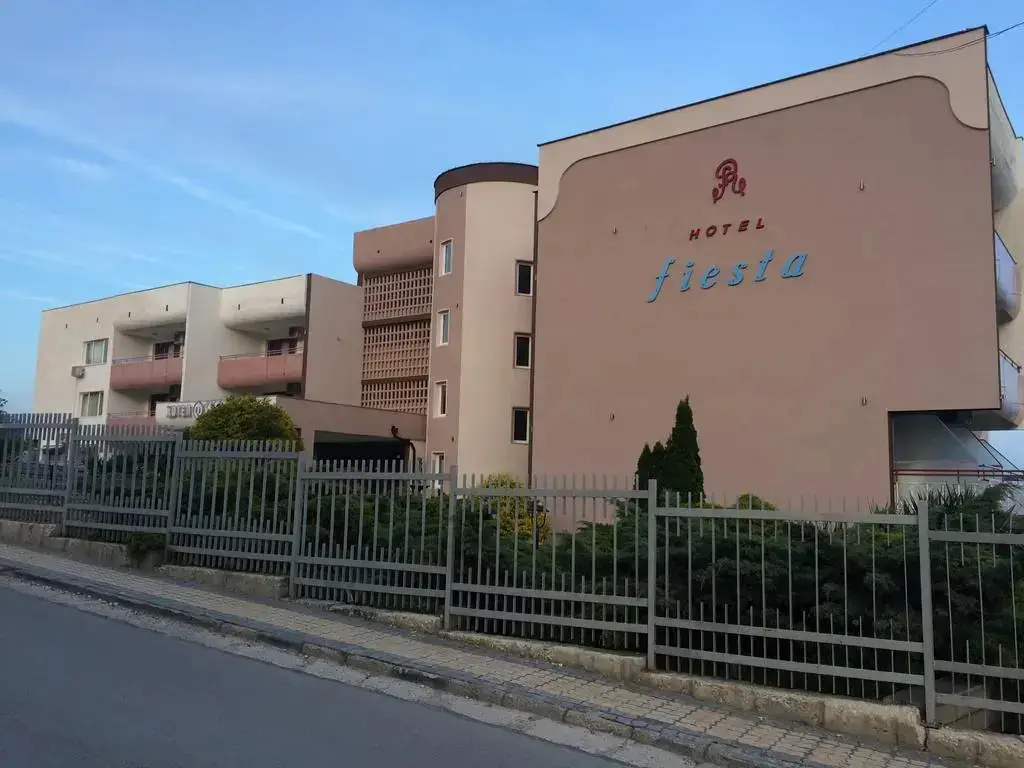 Hotel Fiesta — фото 1