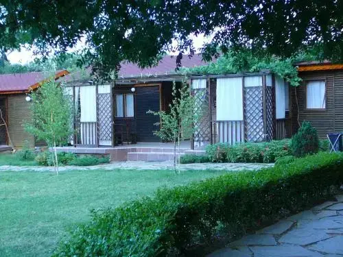 Обзор: Zora Camping - Bungalows
