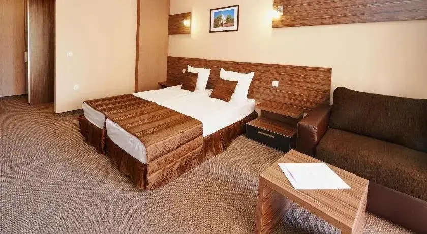 Поморие: Coral Family Hotel