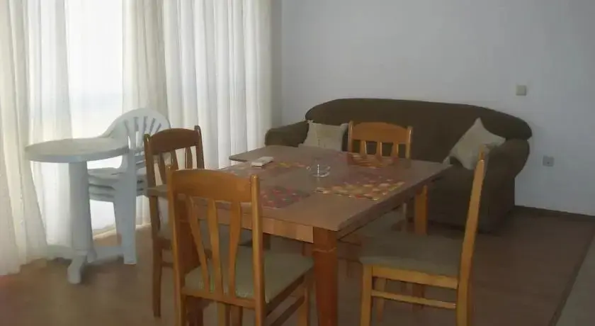 Несебр: Levante Aparthotel