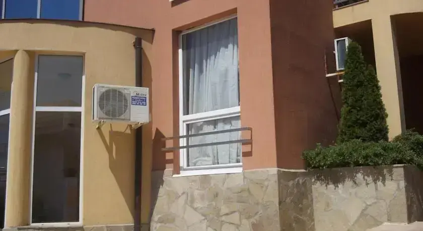 Несебр: Levante Aparthotel