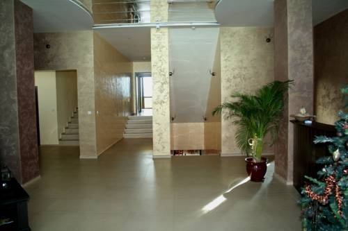 Берковица: Komhotel